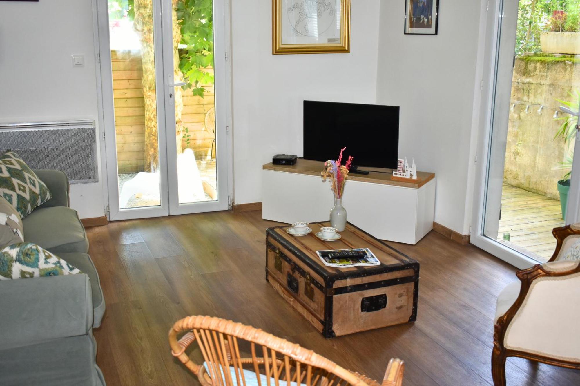 Villa Regis - Jardin-Parking-Wifi-Equipe บาย็อนน์ ภายนอก รูปภาพ