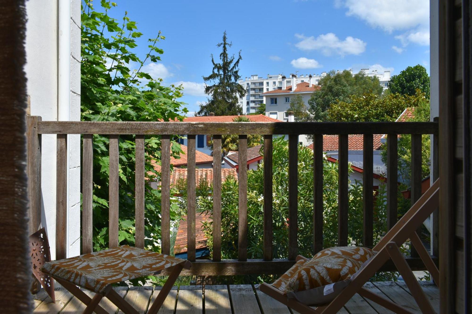 Villa Regis - Jardin-Parking-Wifi-Equipe บาย็อนน์ ภายนอก รูปภาพ